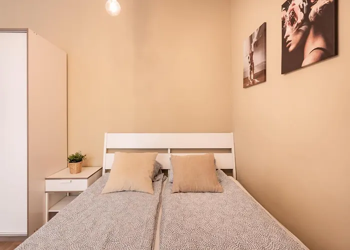 D71 Superior Apartments, Location, By Bqa Lägenhet Budapest