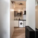 D71 Superior Apartments, Location, By Bqa