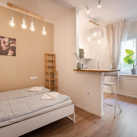 D71 Superior Apartments, Best Location, By Bqa Διαμέρισμα Βουδαπέστη